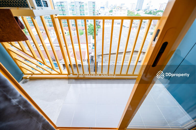The Base Sukhumvit 50, Bangkok, Soi Roem Charoen 1, Sukhumvit 50 Road, Phra Kanong, Khlong Toei, Bangkok, 1 Bedroom, 33 sqm, Condo For Rent, by FIRSTFRANK REALTY COMPANY LIMITED, 11393380 - DDproperty.com