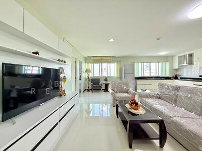 For Rent - Charming Resident Ekkamai, Bangkok