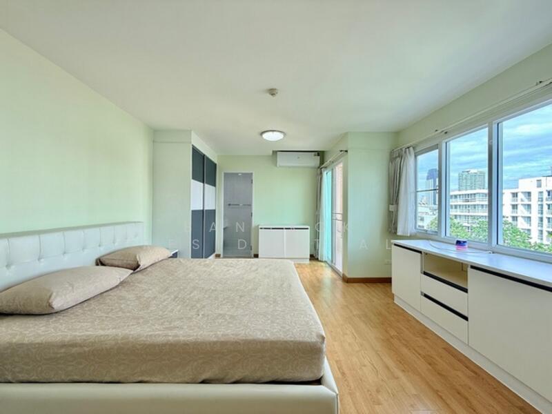 For Rent - Charming Resident Ekkamai, Bangkok