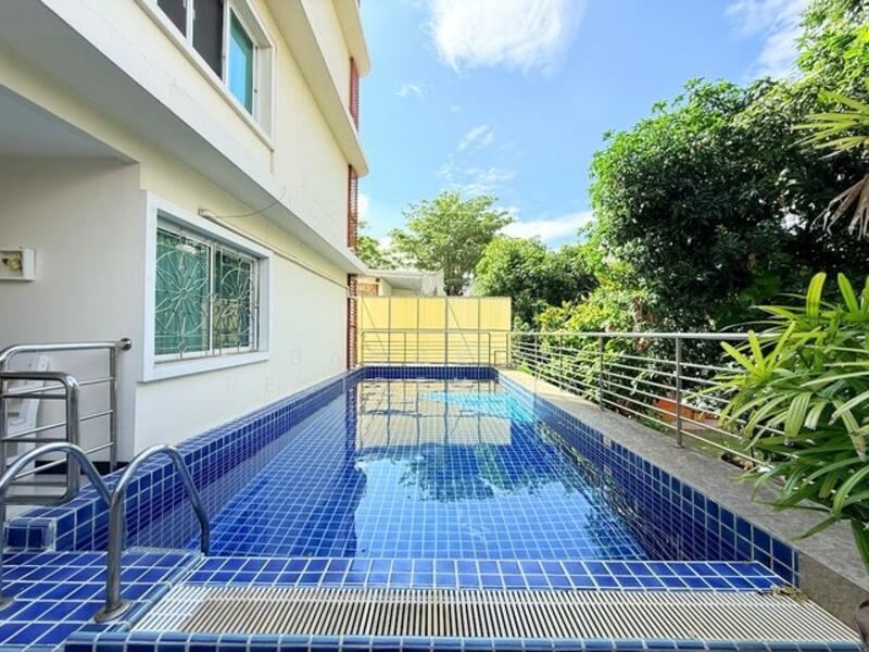 ให้เช่า - Charming Resident Ekkamai : ชาร์มมิ่ง เรสซิเด้นท์ เอกมัย, กรุงเทพ