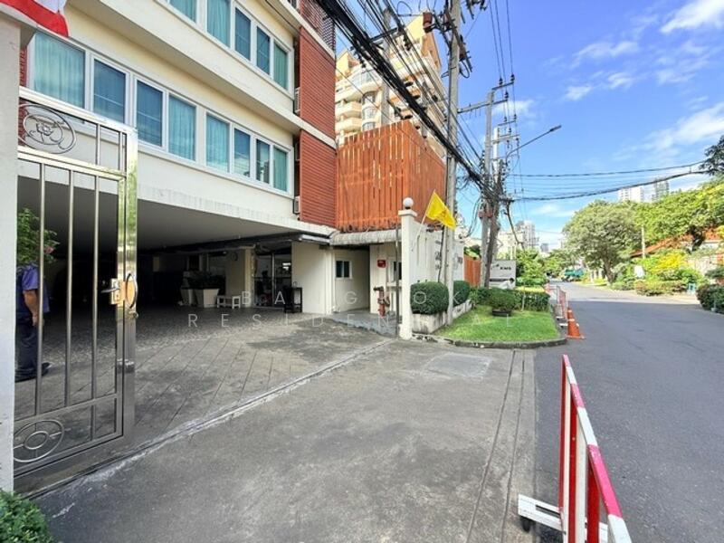 ให้เช่า - Charming Resident Ekkamai : ชาร์มมิ่ง เรสซิเด้นท์ เอกมัย, กรุงเทพ