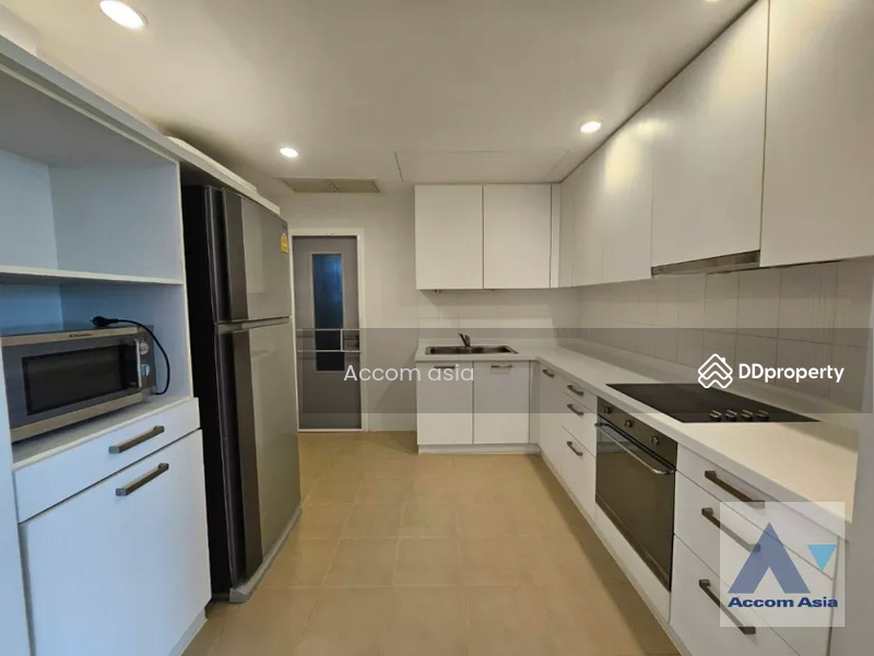 3 Bedrooms Apartment for Rent in Sukhumvit, Bangkok near BTS Thong Lo at Minimalist Contemporary St, Bangkok, Khlong Tan Nua, Watthana, Bangkok, 3 Bedrooms, 159 sqm, Apartment For Rent, by Accom Asia, 11395627 - DDproperty.com