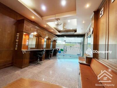 ขาย - ขายอาคารพาณิชย์ 3 ชั้น รีโนเวทแล้วทั้งหลัง (เดิมเจ้าของประกอบกิจการเสริมสวยและสปา), ระยอง