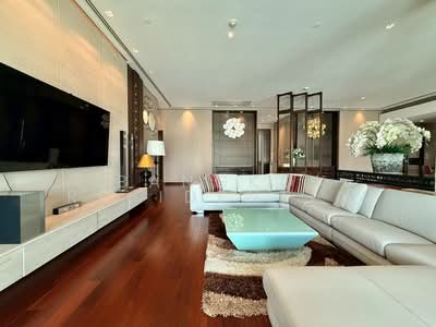 For Rent - Le Raffine Sukhumvit 39, Bangkok