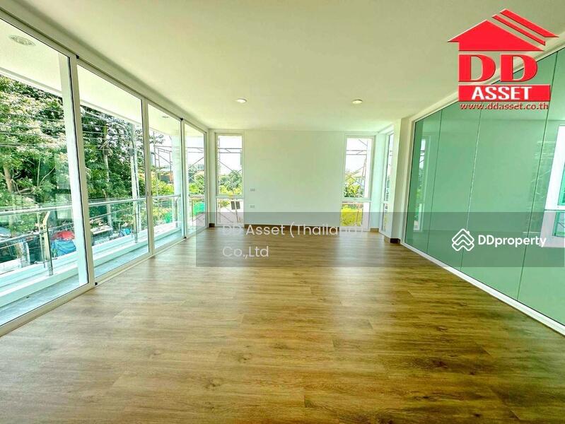 NEW HOUSE FOR SALE RAMA9 RESIDENCE บ้านใหม่ ขนาดใหญ่ พร้อมลิฟต์ พระราม9 เรสซิเด้น, Bangkok, Suan Luang, Suan Luang, Bangkok, 4 Bedrooms, 500 sqm, Single Detached House For Sale, by DD Asset (Thailand) Co.,Ltd, 11398330 - DDproperty.com