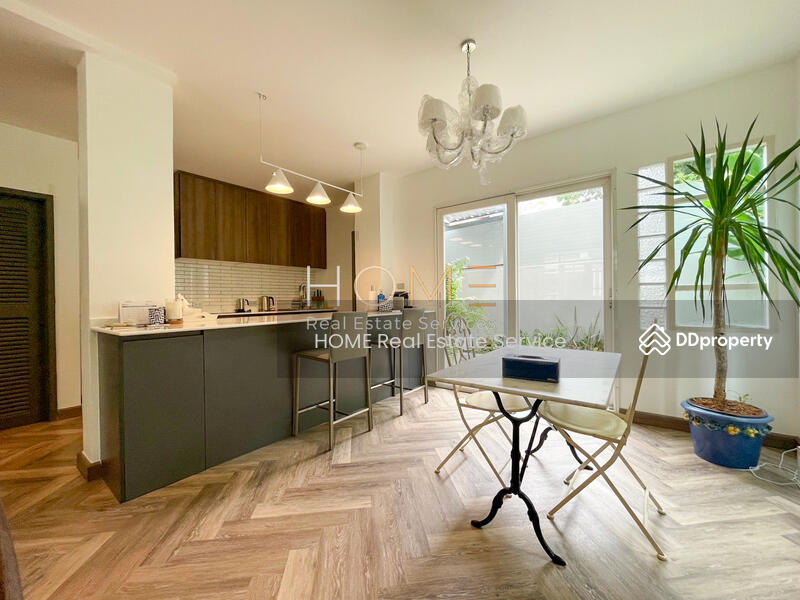 ขาย - ทาวน์โฮม เอกมัย : Townhome Ekkamai, กรุงเทพ