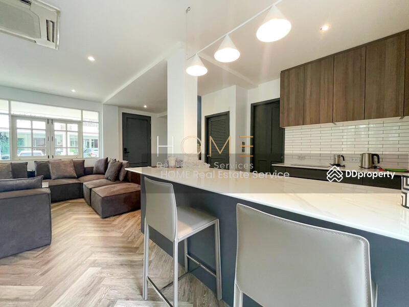 ขาย - ทาวน์โฮม เอกมัย : Townhome Ekkamai, กรุงเทพ