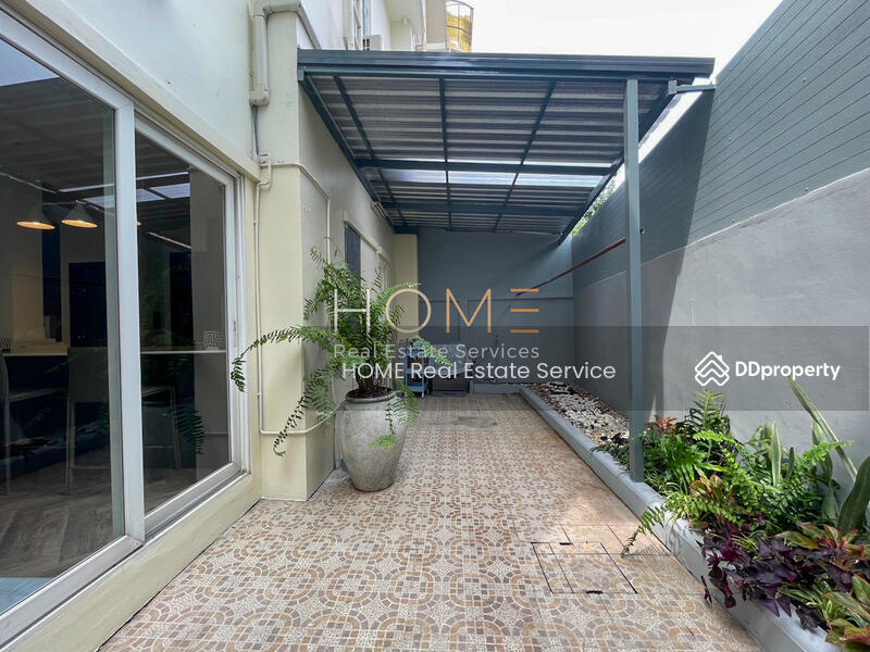 ขาย - ทาวน์โฮม เอกมัย : Townhome Ekkamai, กรุงเทพ