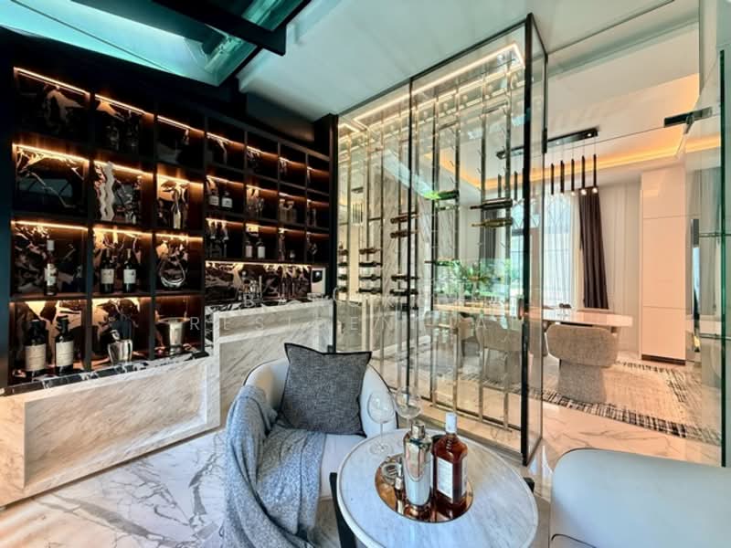The Boulevard Ekkamai, Bangkok, 98 Soi Prasertdee, Khlong Tan Nua, Watthana, Bangkok, 4 Bedrooms, 500 sqm, Single Detached House For Sale, by Bangkok Residential, 11399817 - DDproperty.com
