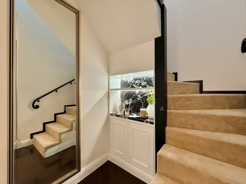 The Boulevard Ekkamai, Bangkok, 98 Soi Prasertdee, Khlong Tan Nua, Watthana, Bangkok, 4 Bedrooms, 500 sqm, Single Detached House For Sale, by Bangkok Residential, 11399817 - DDproperty.com