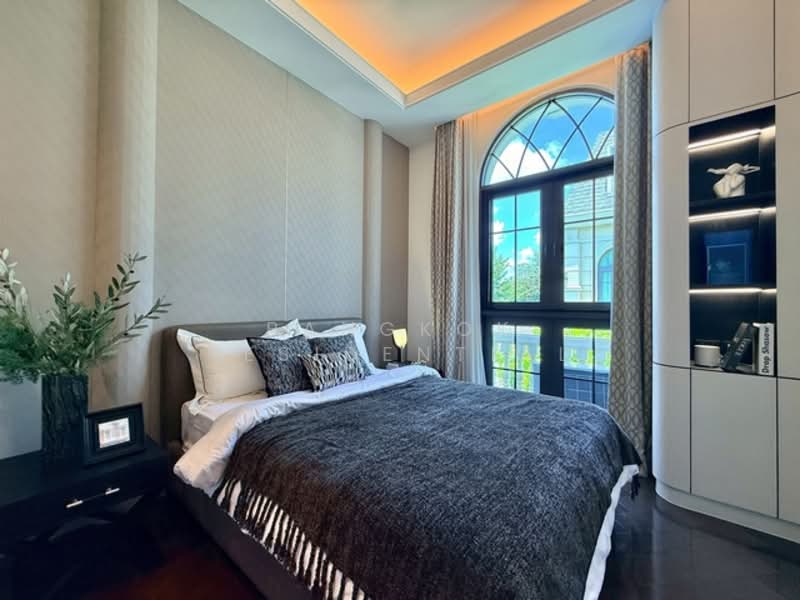 The Boulevard Ekkamai, Bangkok, 98 Soi Prasertdee, Khlong Tan Nua, Watthana, Bangkok, 4 Bedrooms, 500 sqm, Single Detached House For Sale, by Bangkok Residential, 11399817 - DDproperty.com