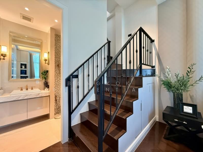 The Boulevard Ekkamai, Bangkok, 98 Soi Prasertdee, Khlong Tan Nua, Watthana, Bangkok, 4 Bedrooms, 500 sqm, Single Detached House For Sale, by Bangkok Residential, 11399817 - DDproperty.com