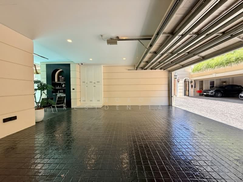 The Boulevard Ekkamai, Bangkok, 98 Soi Prasertdee, Khlong Tan Nua, Watthana, Bangkok, 4 Bedrooms, 500 sqm, Single Detached House For Sale, by Bangkok Residential, 11399817 - DDproperty.com