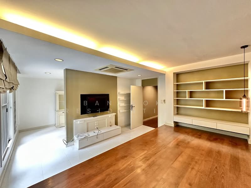 Baan Klang Krung Thonglor : บ้านกลางกรุงทองหล่อ, กรุงเทพ, 55 ซอยสุขุมวิท 55, คลองตันเหนือ, วัฒนา, กรุงเทพ, 320 ตร.ม., ทาวน์เฮ้าส์ ให้เช่า, โดย Bangkok Residential, 11400194 - DDproperty.com