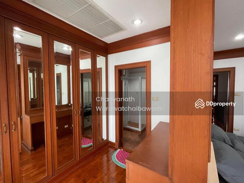 Baan Klang Krung Thonglor, Bangkok, 55 Soi Sukhumvit 55, Khlong Tan Nua, Watthana, Bangkok, 4 Bedrooms, 400 sqm, Townhouse For Rent, by Chanyanath Worawatchaibaworn, 11400220 - DDproperty.com