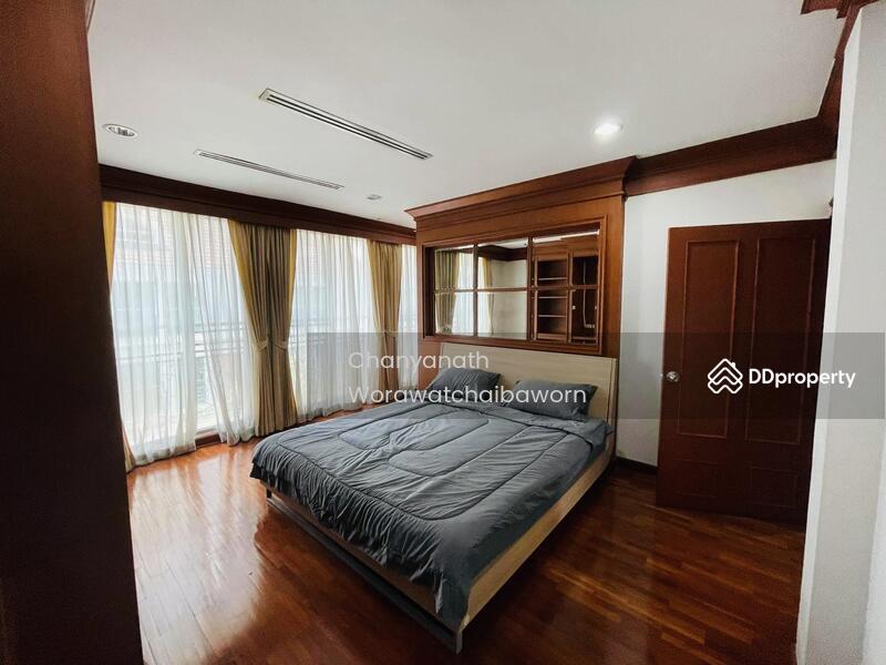 Baan Klang Krung Thonglor, Bangkok, 55 Soi Sukhumvit 55, Khlong Tan Nua, Watthana, Bangkok, 4 Bedrooms, 400 sqm, Townhouse For Rent, by Chanyanath Worawatchaibaworn, 11400220 - DDproperty.com