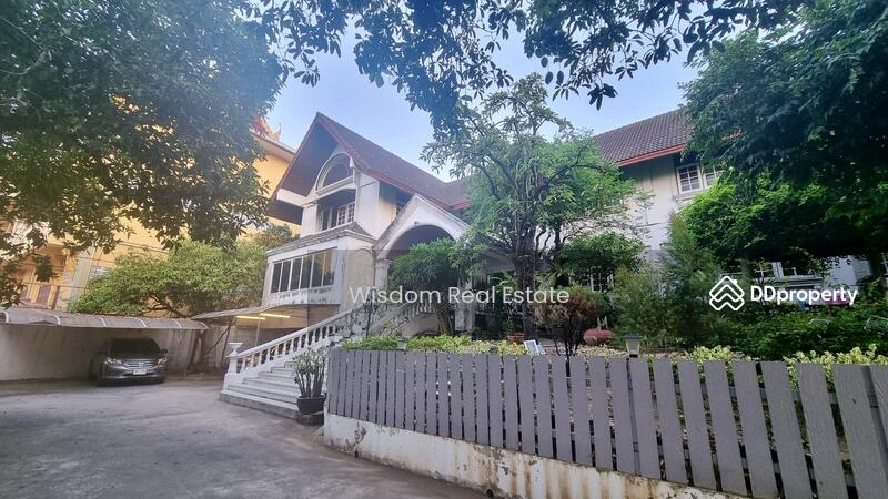 For Sale - Large detached house 700 sq m, Charan 13, Bangkok