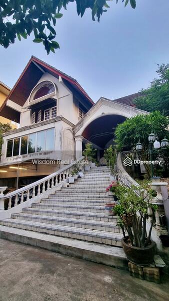 For Sale - Large detached house 700 sq m, Charan 13, Bangkok