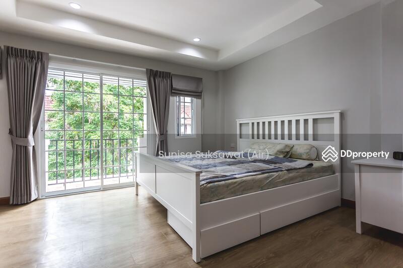 For Sale - Baan Lat Dao, Bangkok