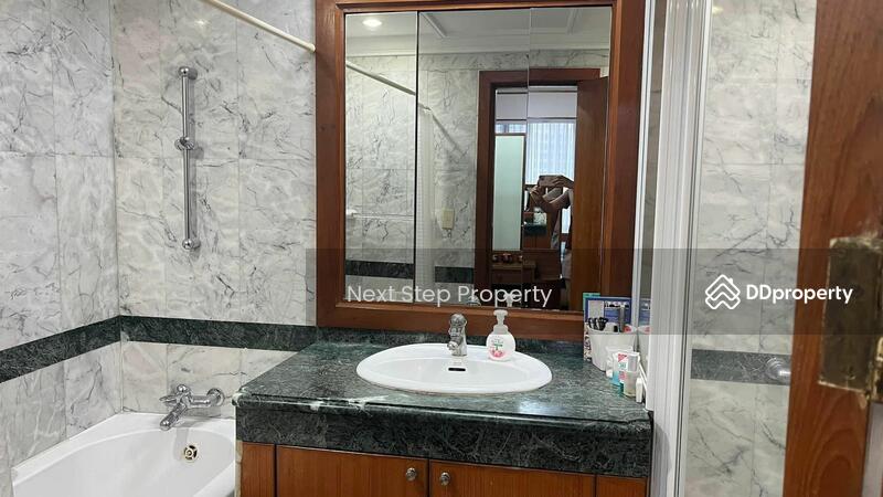 All Seasons Mansion, Bangkok, Soi Ruamrudee, Wireless Road, Lumphini, Pathum Wan, Bangkok, 2 Bedrooms, 136 sqm, Condo For Sale, by Next Step Property, 11403627 - DDproperty.com