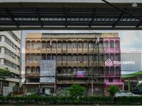 ขาย - ย่านลาดพร้าว 70 ขาย่านอาคารพาณิชย์ ติดถนนลาดพร้าว 1 คูหา 4 ชั้น (ต่อเติมชั้นดาดฟ้า) เหมาะซื้อลงทุน, กรุงเทพ