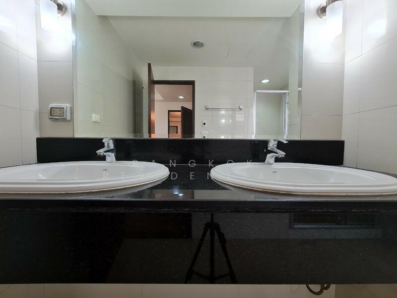 For Rent - Baan Sukhumvit 14, Bangkok