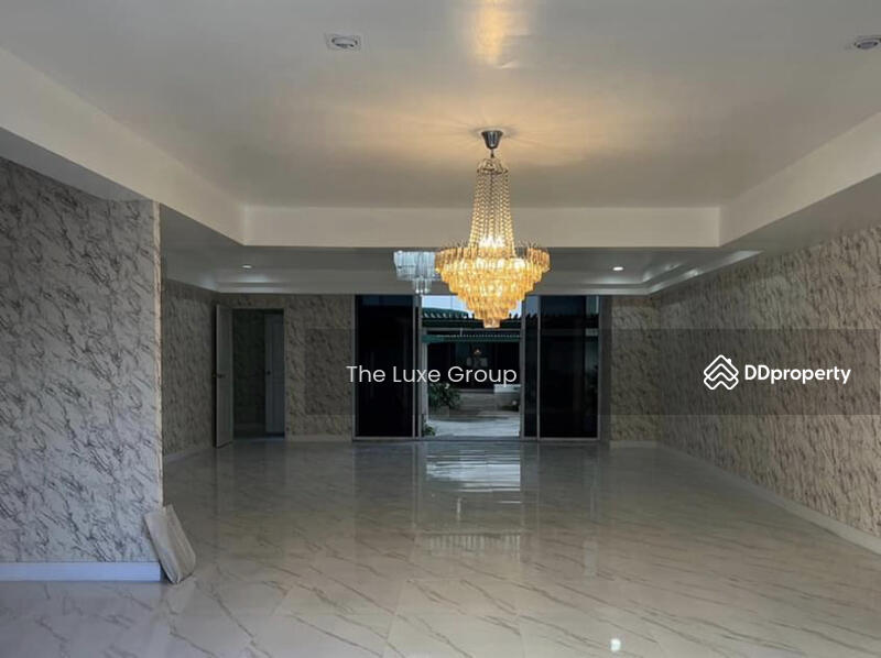 Supalai Place Sukhumvit 39, Bangkok, 175-179 Soi Sukhumvit 39 Sukhumvit Road, Khlong Tan Nua, Watthana, Bangkok, 4 Bedrooms, 219 sqm, Condo For Sale, by The Luxe Group, 11407399 - DDproperty.com