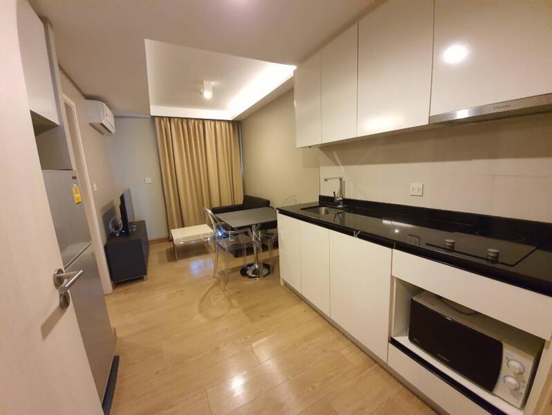 Maestro 39, Bangkok, Sukhumvit Road, Khlong Tan Nua, Watthana, Bangkok, 1 Bedroom, 32 sqm, Condo For Rent, by Agentbkk, 11407424 - DDproperty.com