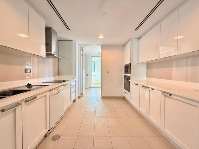 Chodtayakorn, Bangkok, Soi Sukhumvit 23, Khlongtoei Nua, Watthana, Bangkok, 4 Bedrooms, 245 sqm, Apartment For Rent, by Bangkok Residential, 11408584 - DDproperty.com