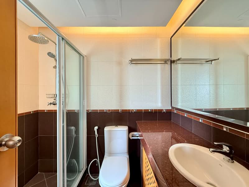 Esmeralda Apartments : เอสเมอรัลด้า อพาร์ทเม้นท์, กรุงเทพ, ซอยงามดูพลี ถนนพระราม 4, ทุ่งมหาเมฆ, สาทร, กรุงเทพ, 208 ตร.ม., คอนโด ให้เช่า, โดย Bangkok Residential, 11409817 - DDproperty.com