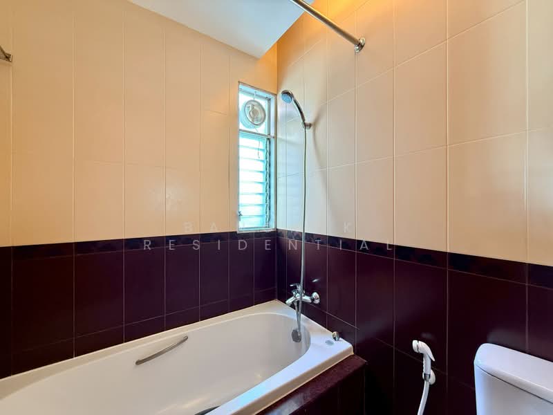 Esmeralda Apartments, Bangkok, Soi Ngamduphli, Rama 4 Road, Thung Maha Mek, Sathon, Bangkok, 3 Bedrooms, 208 sqm, Condo For Rent, by Bangkok Residential, 11409817 - DDproperty.com