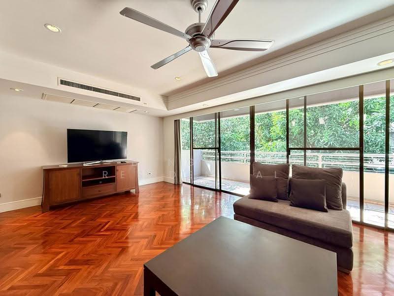 Phirom Garden Residence, Bangkok, Soi Sukhumvit 41, Khlong Tan Nua, Watthana, Bangkok, 4 Bedrooms, 320 sqm, Condo For Rent, by Bangkok Residential, 11409826 - DDproperty.com
