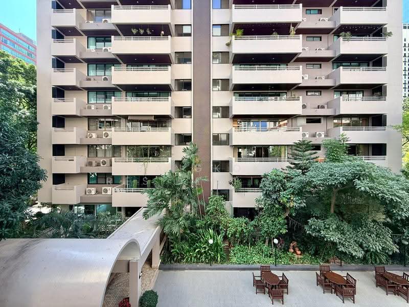 Phirom Garden Residence, Bangkok, Soi Sukhumvit 41, Khlong Tan Nua, Watthana, Bangkok, 4 Bedrooms, 320 sqm, Condo For Rent, by Bangkok Residential, 11409826 - DDproperty.com