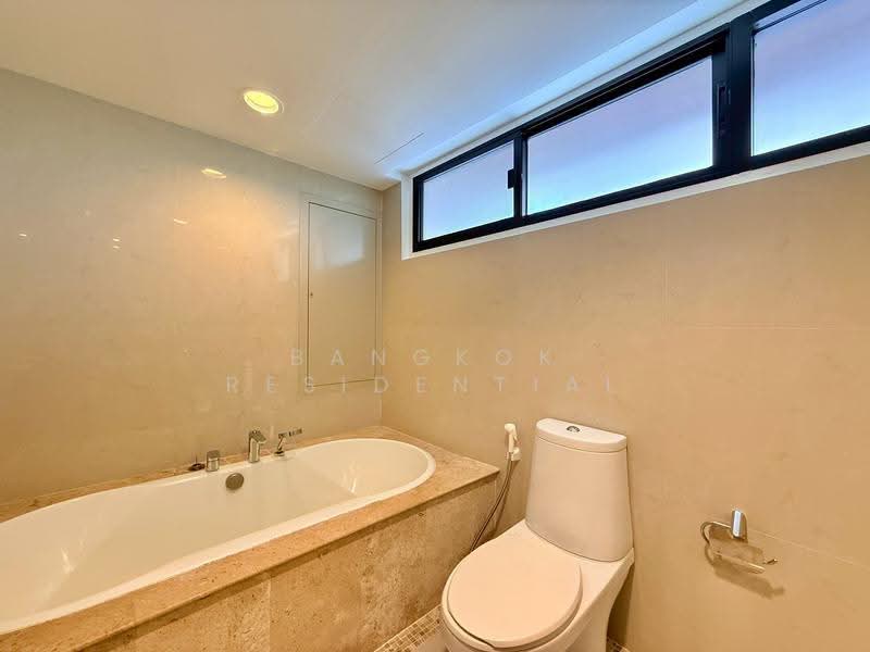 Phirom Garden Residence, Bangkok, Soi Sukhumvit 41, Khlong Tan Nua, Watthana, Bangkok, 4 Bedrooms, 320 sqm, Condo For Rent, by Bangkok Residential, 11409826 - DDproperty.com