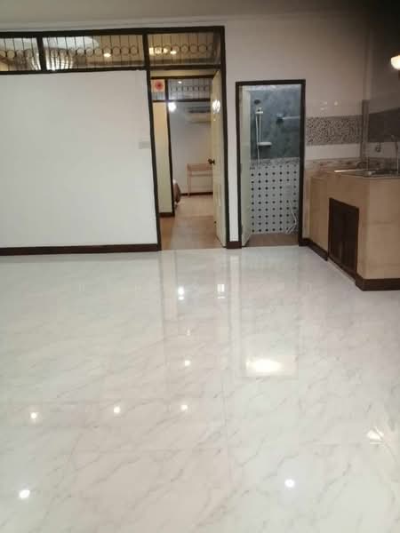 House Sukhumvit 200m BTS Udomsuk, Bangkok, Bang Na, Bang Na, Bangkok, 3 Bedrooms, 192 sqm, Townhouse For Rent, by ปรินทร์ญาดา ชิณโชติ, 11410068 - DDproperty.com