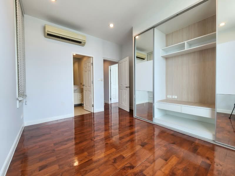 Siri Residence, Bangkok, 21 Soi Sukhumvit 24, Khong Tan, Khlong Toei, Bangkok, 3 Bedrooms, 180 sqm, Condo For Rent, by Bangkok Residential, 11411146 - DDproperty.com