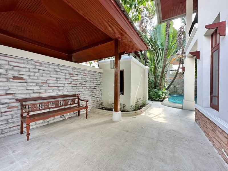 Detached House, Bangkok, Ekkamai 10, Khlong Tan Nua, Watthana, Bangkok, 4 Bedrooms, 620 sqm, Single Detached House For Rent, by Bangkok Residential, 11411844 - DDproperty.com