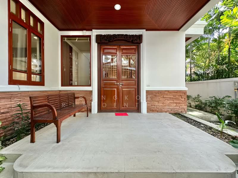 Detached House, Bangkok, Ekkamai 10, Khlong Tan Nua, Watthana, Bangkok, 4 Bedrooms, 620 sqm, Single Detached House For Rent, by Bangkok Residential, 11411844 - DDproperty.com