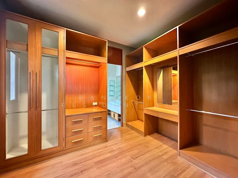 Detached House, Bangkok, Ekkamai 10, Khlong Tan Nua, Watthana, Bangkok, 4 Bedrooms, 620 sqm, Single Detached House For Rent, by Bangkok Residential, 11411844 - DDproperty.com