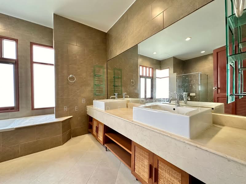 Detached House, Bangkok, Ekkamai 10, Khlong Tan Nua, Watthana, Bangkok, 4 Bedrooms, 620 sqm, Single Detached House For Rent, by Bangkok Residential, 11411844 - DDproperty.com