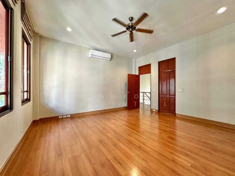 Detached House, Bangkok, Ekkamai 10, Khlong Tan Nua, Watthana, Bangkok, 4 Bedrooms, 620 sqm, Single Detached House For Rent, by Bangkok Residential, 11411844 - DDproperty.com