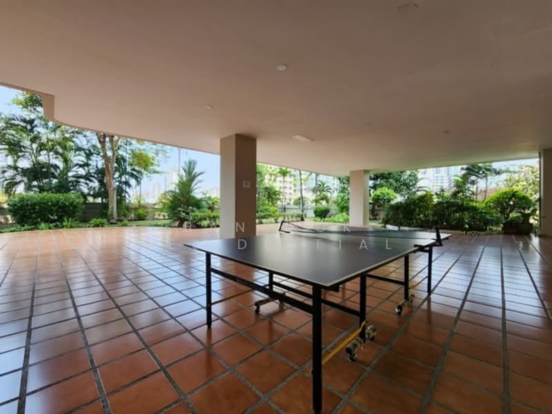 D.S. Tower 1 Sukhumvit 33, Bangkok, Soi Phrom Chit, Khlong Tan Nua, Watthana, Bangkok, 3 Bedrooms, 236 sqm, Condo For Rent, by Bangkok Residential, 11412882 - DDproperty.com