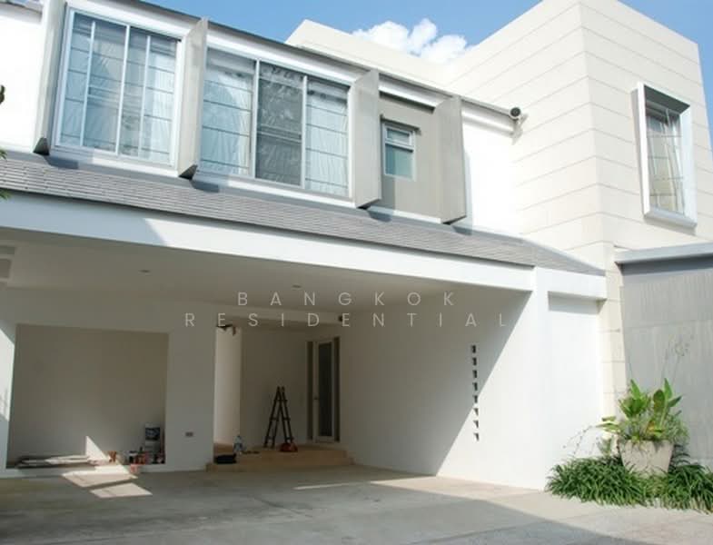 For Rent - Single House in Compound, Bangkok