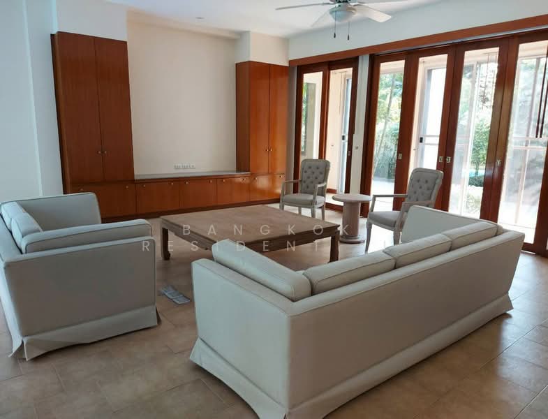 For Rent - Single House in Compound, Bangkok