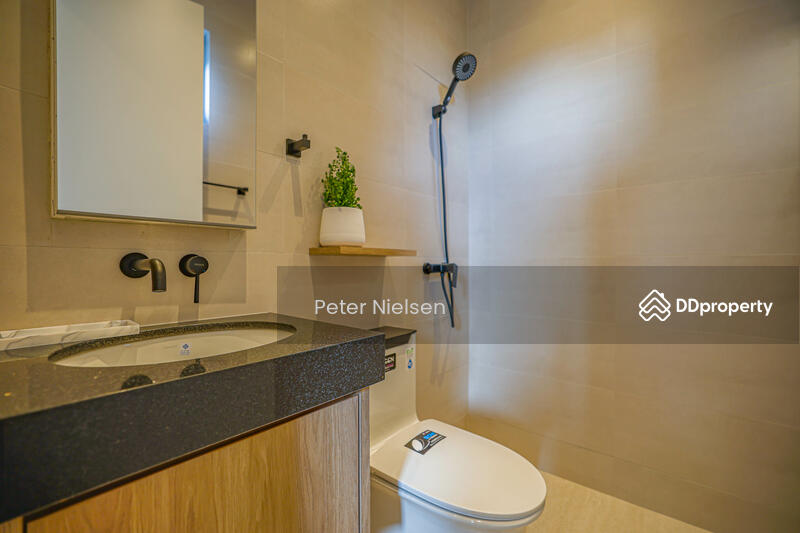 Modern Style House North Pattaya, Chon Buri (Pattaya), Bang Lamung, Bang Lamung (Pattaya), Chon Buri (Pattaya), 4 Bedrooms, 461 sqm, Single Detached House For Sale, by Peter Nielsen, 11413951 - DDproperty.com