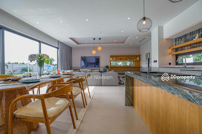 Modern Style House North Pattaya, Chon Buri (Pattaya), Bang Lamung, Bang Lamung (Pattaya), Chon Buri (Pattaya), 4 Bedrooms, 461 sqm, Single Detached House For Sale, by Peter Nielsen, 11413951 - DDproperty.com