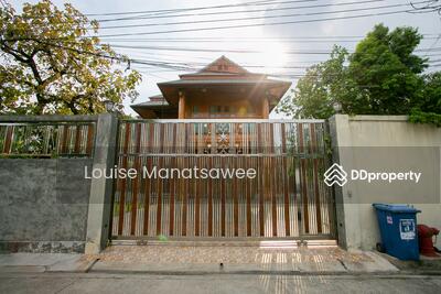ขาย - Teak House at Suthisan, กรุงเทพ