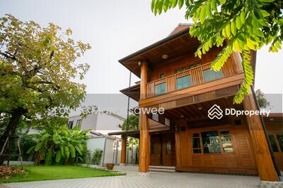 ขาย - Teak House at Suthisan, กรุงเทพ