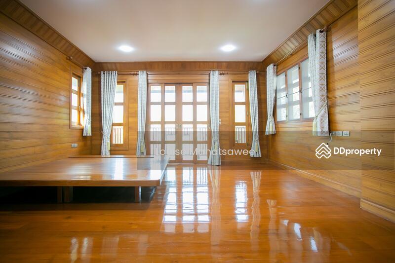 ขาย - Teak House at Suthisan, กรุงเทพ