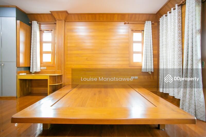 ขาย - Teak House at Suthisan, กรุงเทพ